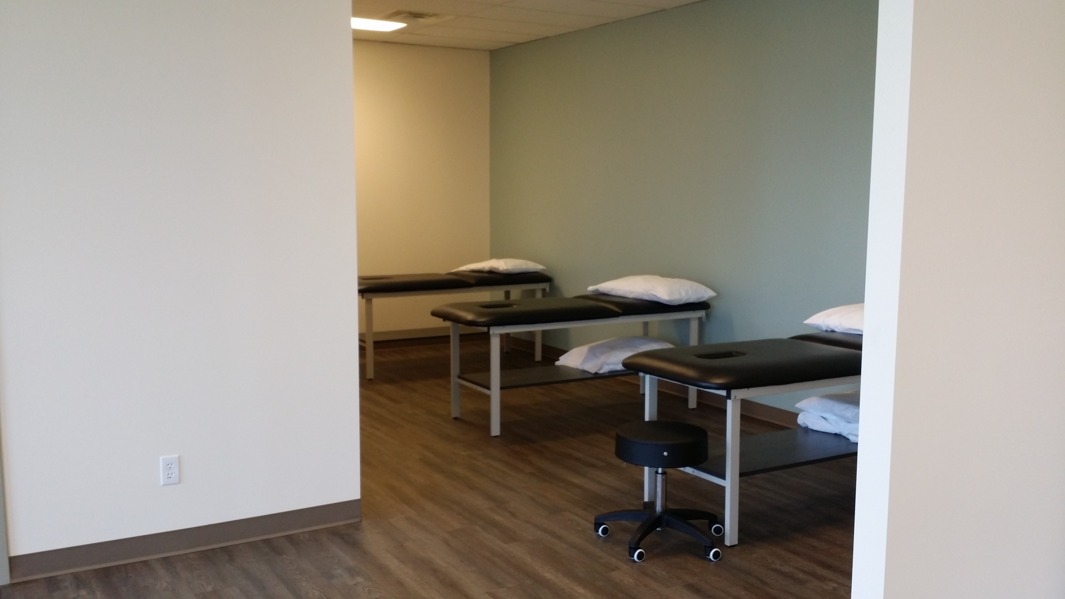 Open treatment area at Palermo Physio and wellness in Oakville
